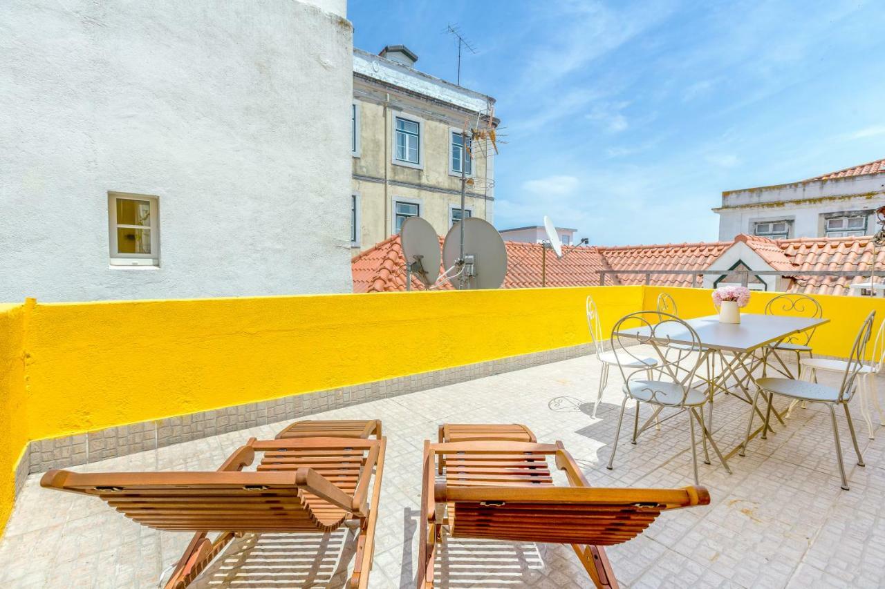 Alfama, Bright And Spacious With Private Terrace, By Timecooler Lisboa Ngoại thất bức ảnh